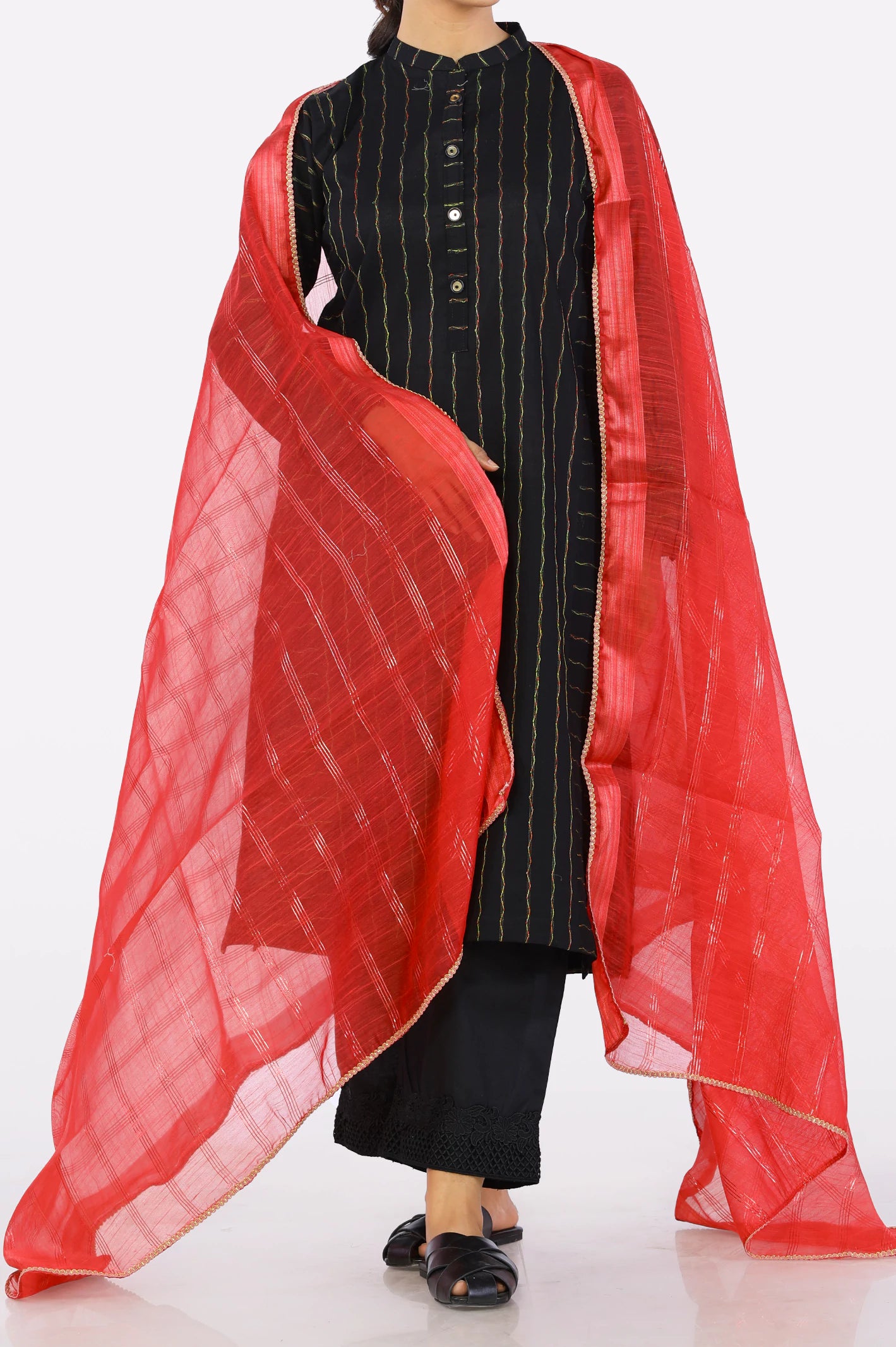 Red Dupatta