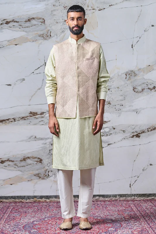 Light Green Bundi In Dori And Badla Texturing Work