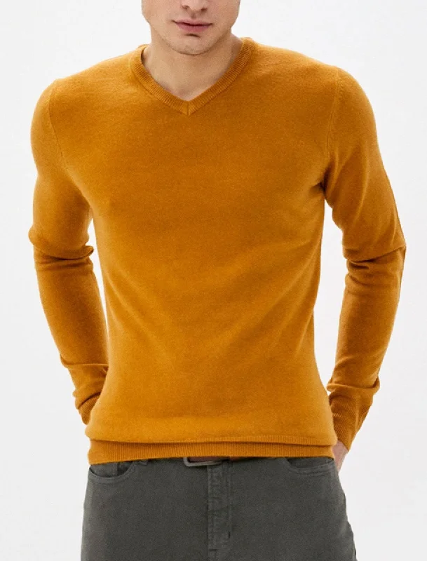 Silvo Soft Cashmillon V Neck Jumper In Mustard - Kensington Eastside