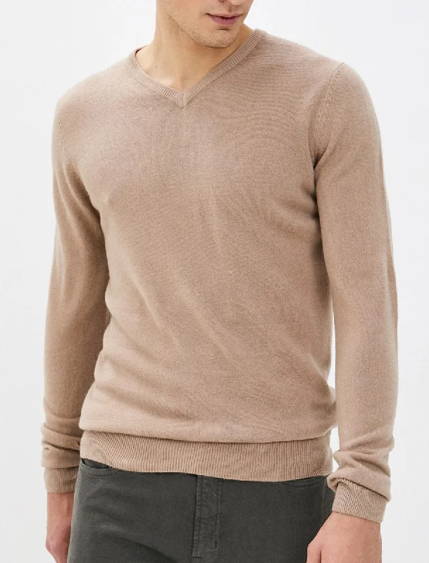 Silvo Soft Cashmillon V Neck Jumper In Taupe - Kensington Eastside