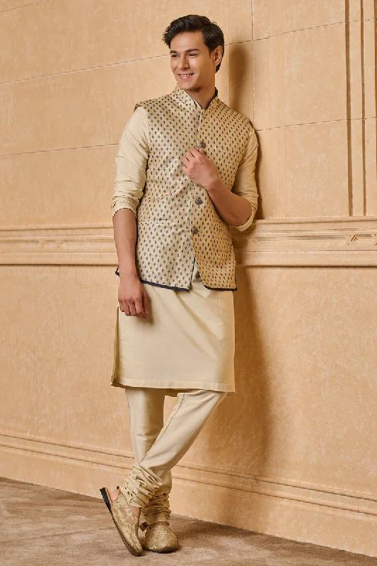 Gold Jacquard Bundi with Top Stitch Detailing